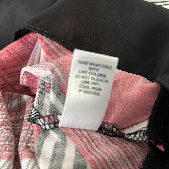 Blouse Red/black pattern. Cato. - Picture 7 of 9